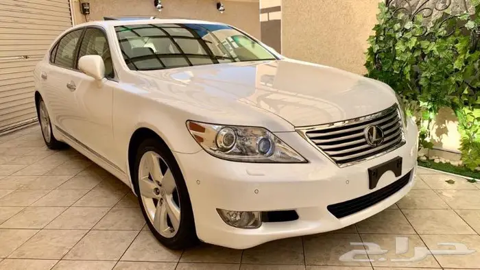 لكزس مخزن فل كامل عداد 46 8