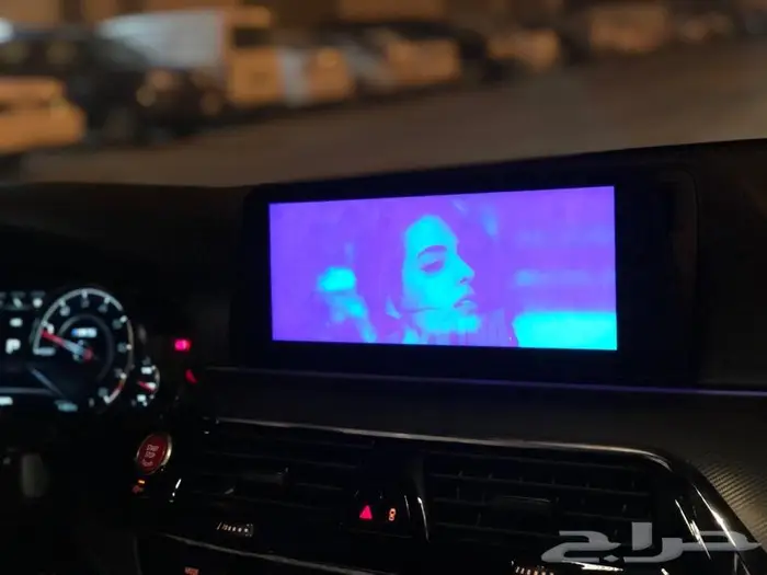 برمجة مميزات بي ام CarPlay BMW تحديث خرائط اضافة الوان داخلي 5
