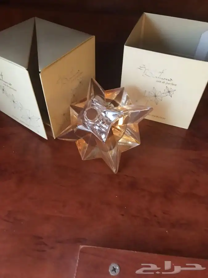 عطر النجمة اسباني نسائي 0