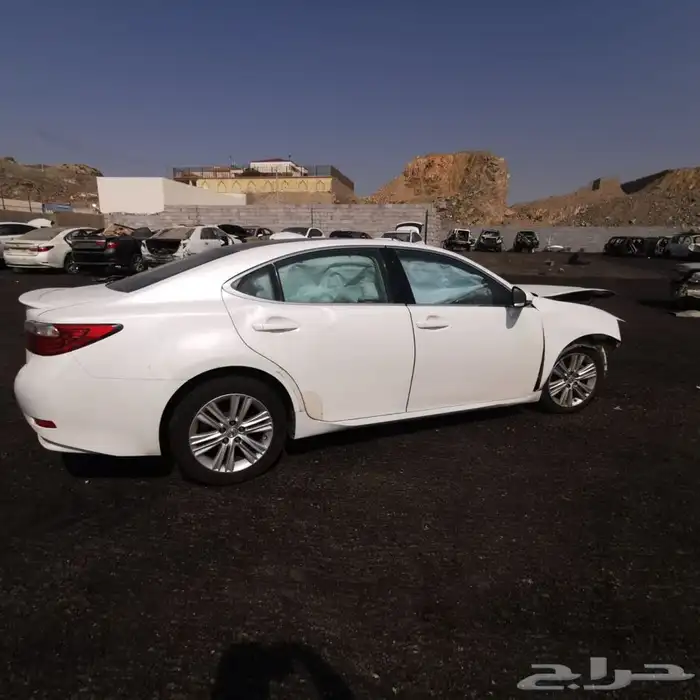 لكزس اي اس 350 تشليح قطع غيار لكزس 2
