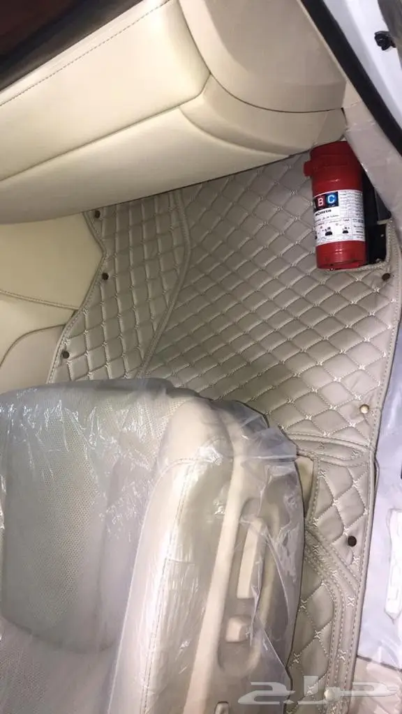 ارضيات جلد فاخره للسيارات  6