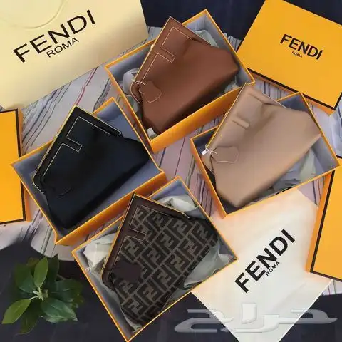 اقلام كارتير واساور لويس وشنط 18