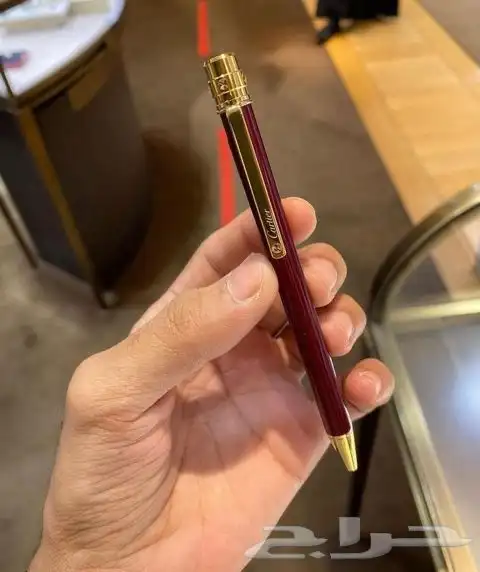 اقلام كارتير واساور لويس وشنط 7