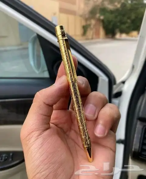 اقلام كارتير واساور لويس وشنط 10