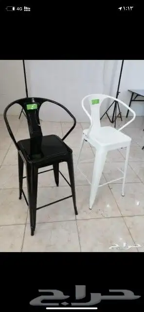 كراسي حديد بألوانها وأشكالها المناسبة 8