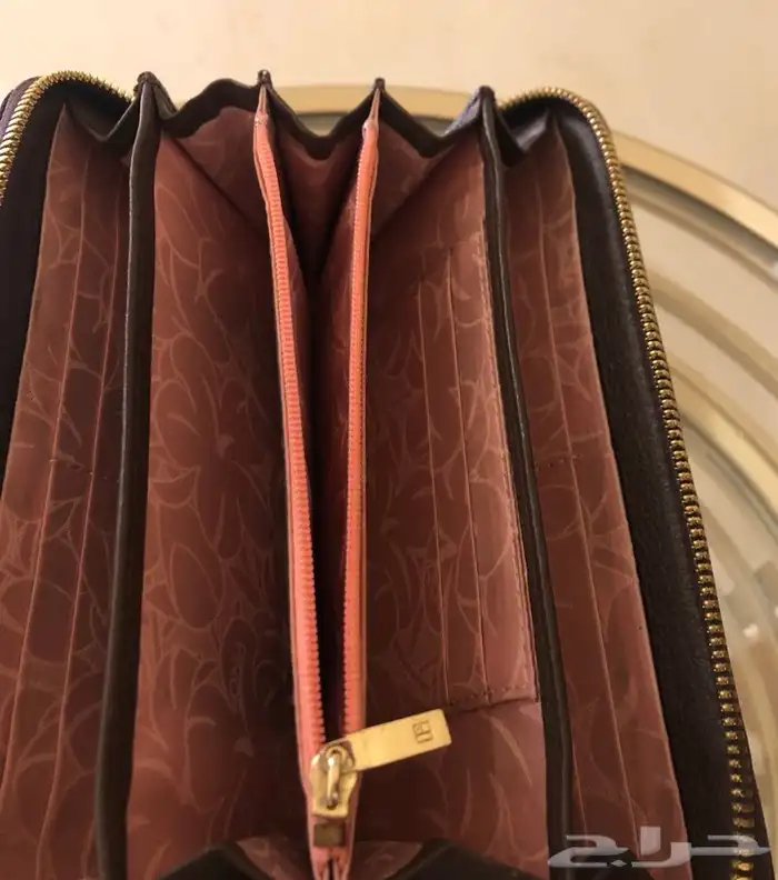 محفظة نقود 1