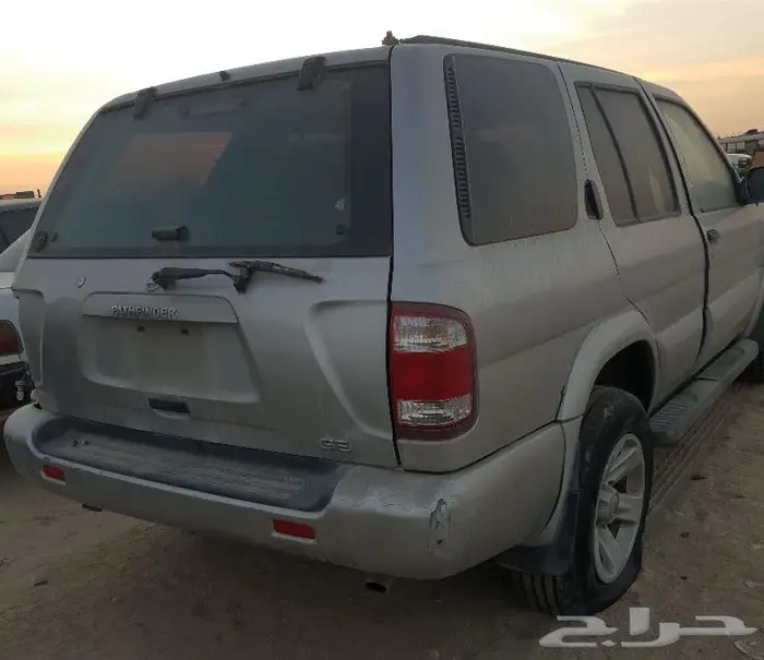 بافندر نيسان 2005 قطع غيار فقط.. 5