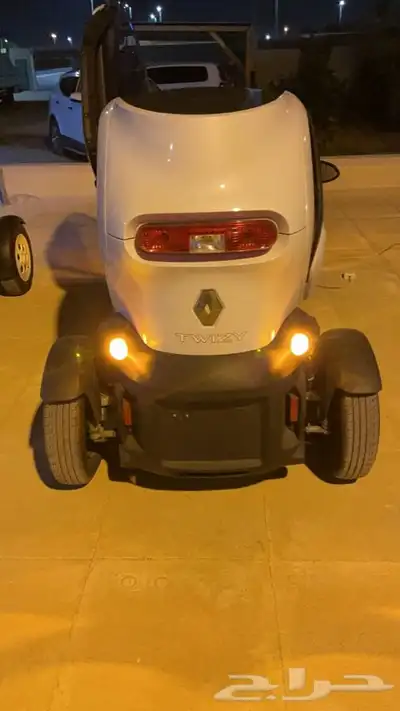 سيارة رينو كهربائية index