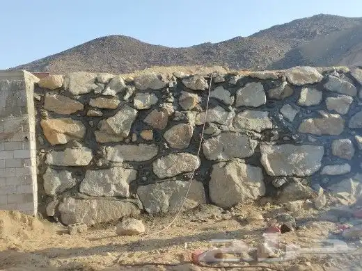 معلم حجر وبوكلين للايجار وتخريم صخور 3