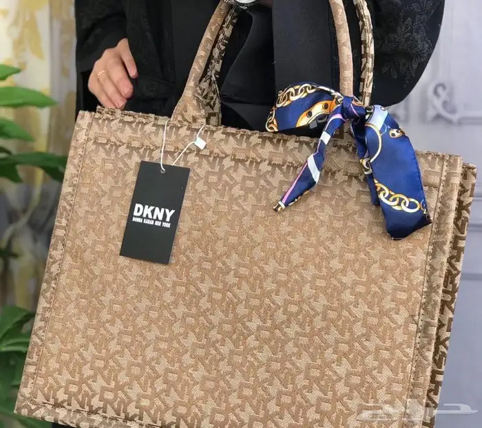 شنط_هدايا_ساعات_توصيل_عطور_ورد 5