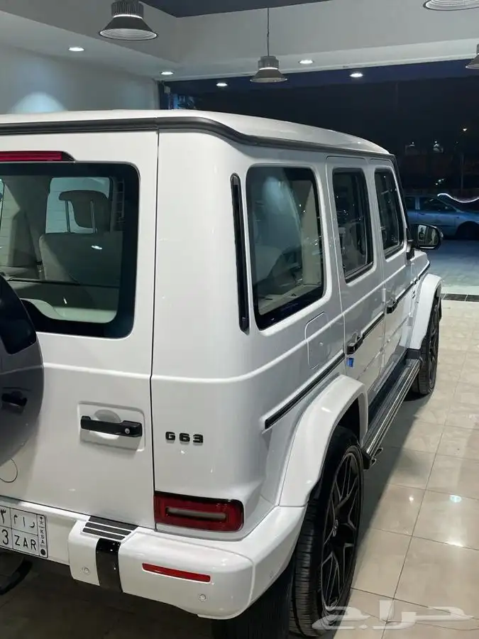 للأيجار مرسيدس G 63 موديل2022 5