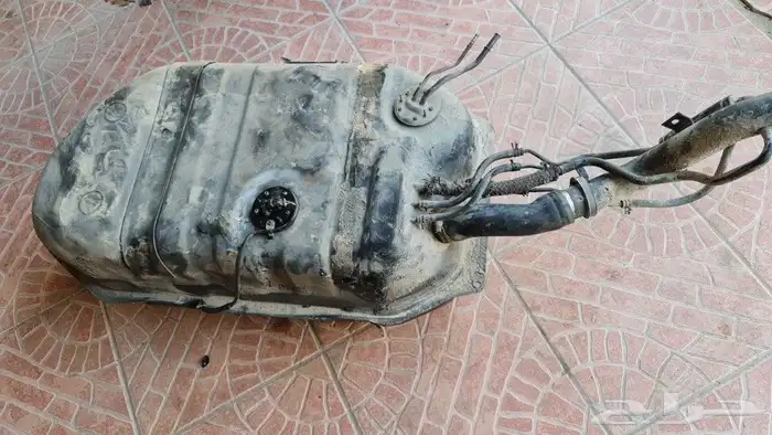 قطع غيارمتفرقه لسيارات تويوتا اصلي مخزن قديم 81