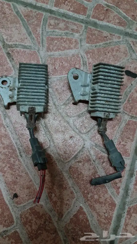 قطع غيارمتفرقه لسيارات تويوتا اصلي مخزن قديم 67