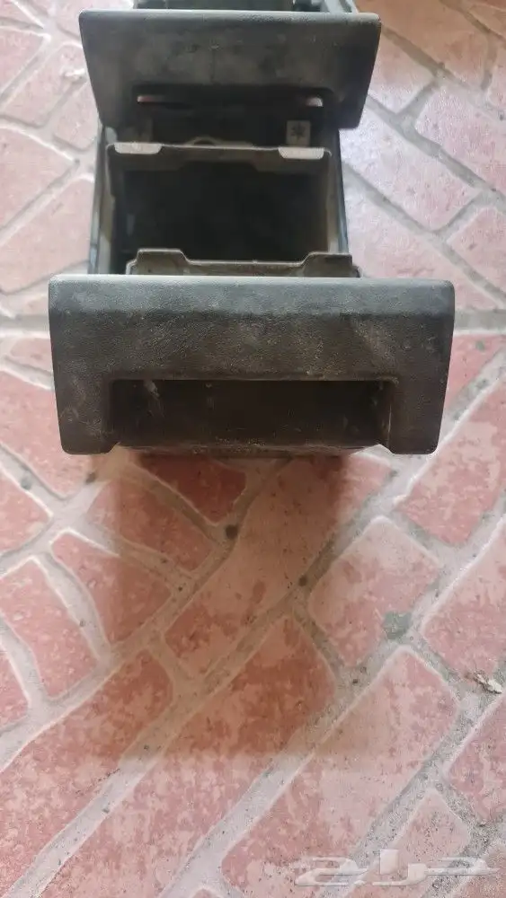 قطع غيارمتفرقه لسيارات تويوتا اصلي مخزن قديم 49