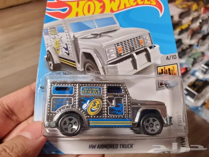 اكثر من 100 سيارة هوت ويلز Hot wheels وغيرها نادرة ومميزة 23