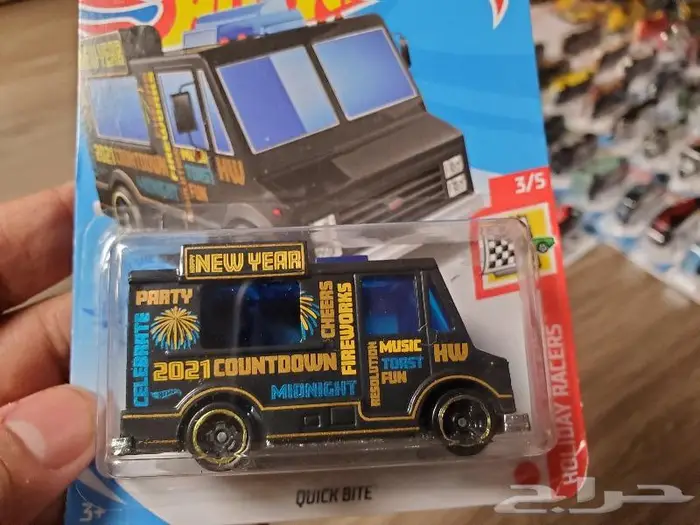 اكثر من 100 سيارة هوت ويلز Hot wheels وغيرها نادرة ومميزة 19