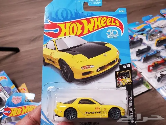 اكثر من 100 سيارة هوت ويلز Hot wheels وغيرها نادرة ومميزة 30