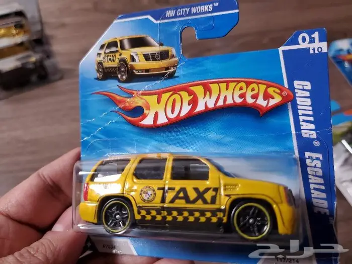 اكثر من 100 سيارة هوت ويلز Hot wheels وغيرها نادرة ومميزة 43