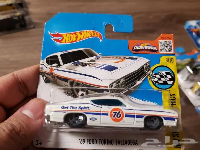 اكثر من 100 سيارة هوت ويلز Hot wheels وغيرها نادرة ومميزة 44