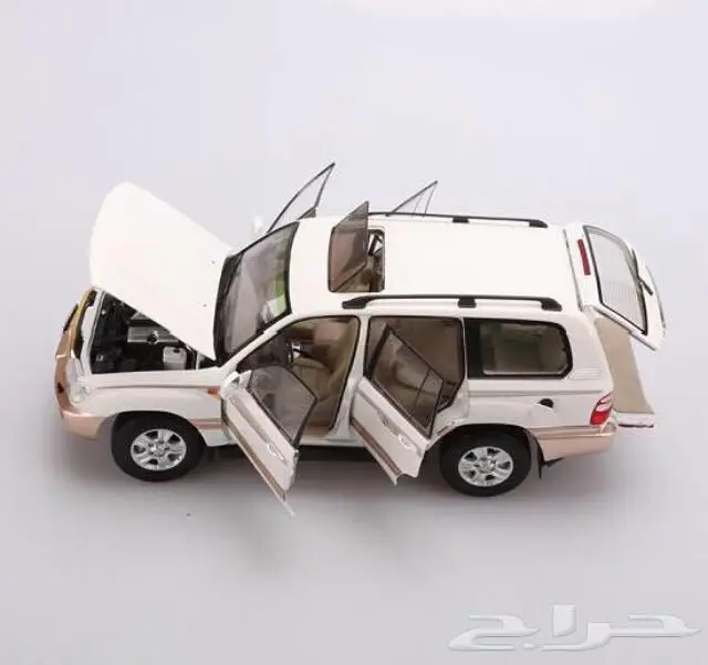 لاندكروزر مجسم 1