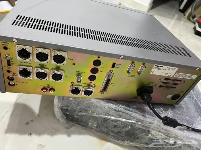 جهاز تسجيل صوتي بروفيشنال 4