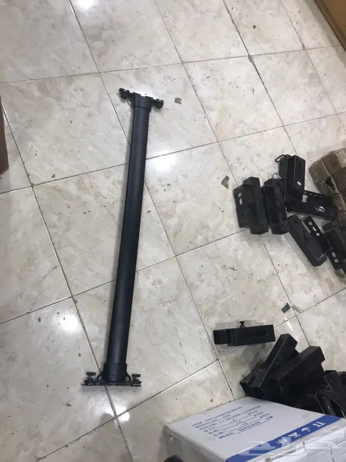 دعامية اماميه فيبر صالون لاندكروزر  3