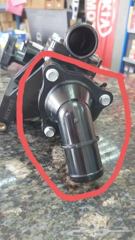 للبيع قطع كيا سورنتو 2016 13