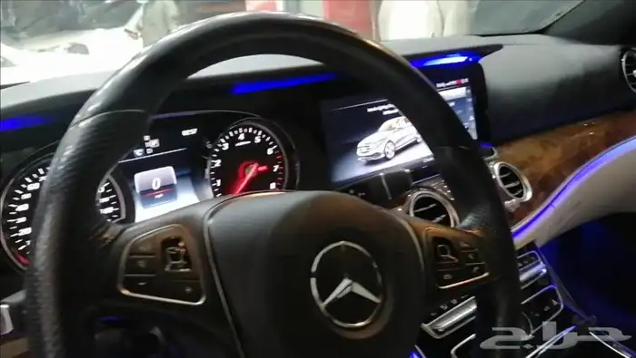 تركيب ليد 64لون على سيارة مرسيدس E300 3