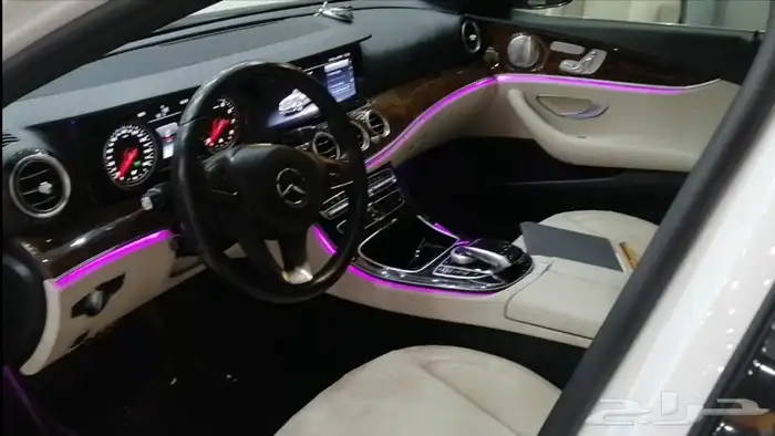 تركيب ليد 64لون على سيارة مرسيدس E300 0