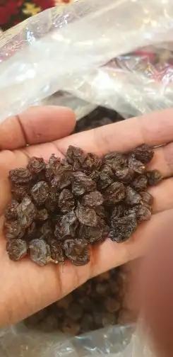 اللوز الجلي وزبيب الحماط وزبيب العنب للهدايا 2