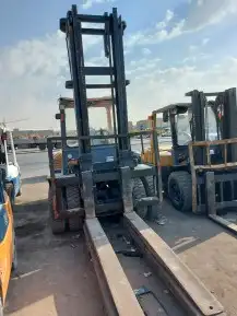 تأجير رافعات شوكيه فوركلفت كرينات للايجار 0