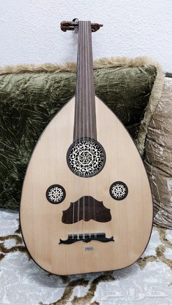 عود موسيقي مصري احترافي للبيع 1