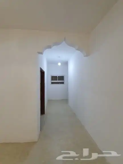 بيت للبيع في عيون الجواء 8