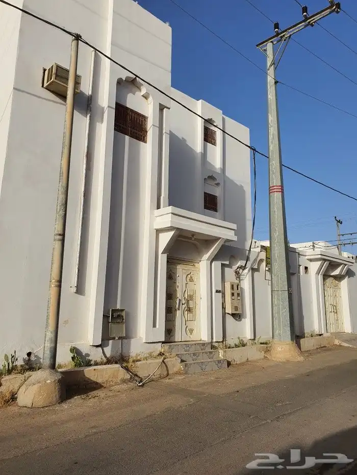 بيت للبيع في عيون الجواء 9