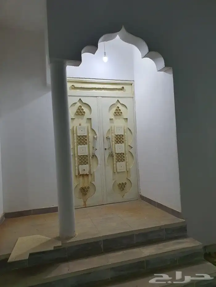 بيت للبيع في عيون الجواء 1