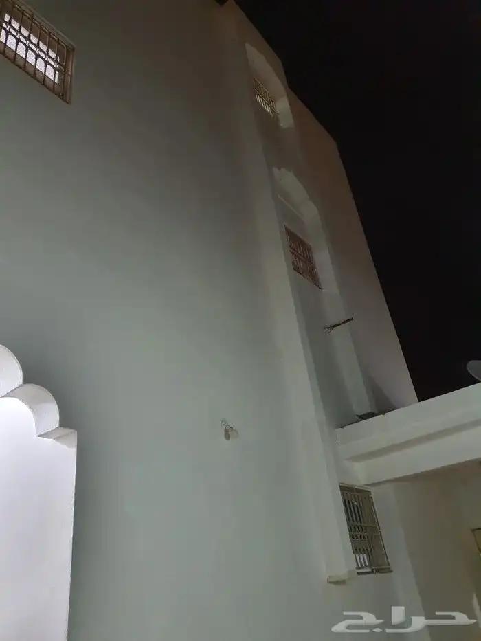 بيت للبيع في عيون الجواء 16