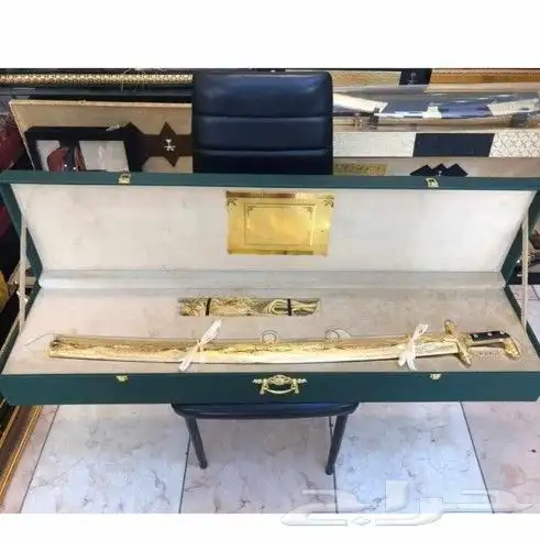 دروع وسيوف ومشالح بسعرالجمله 60