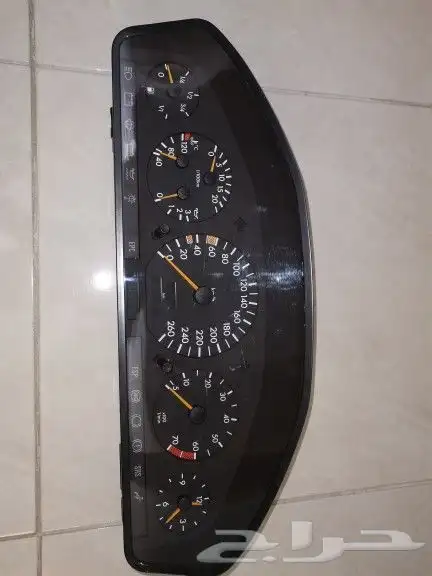 قطع مرسيدس بنز شبح وبعض قطع ابو عيون وفياقرا 21