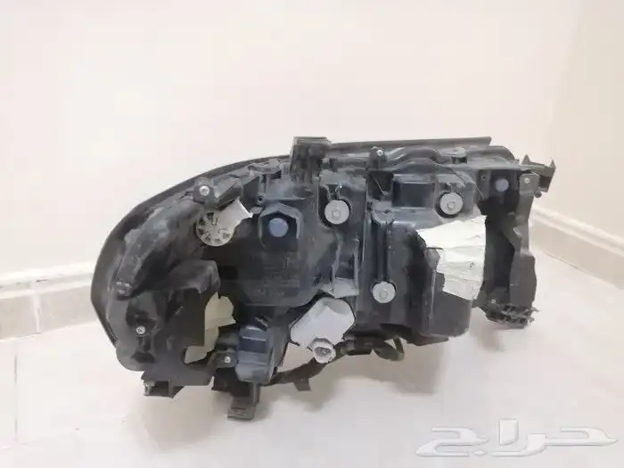 قطع غيار لاندكروزر 2016 الى 2021 4