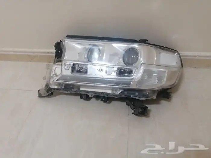 قطع غيار لاندكروزر 2016 الى 2021 2