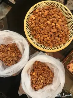 اللوز البجلي وزبيب الحماط وزبيب العنب 0