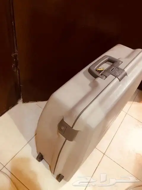 شنطة وسط مستعمل 1