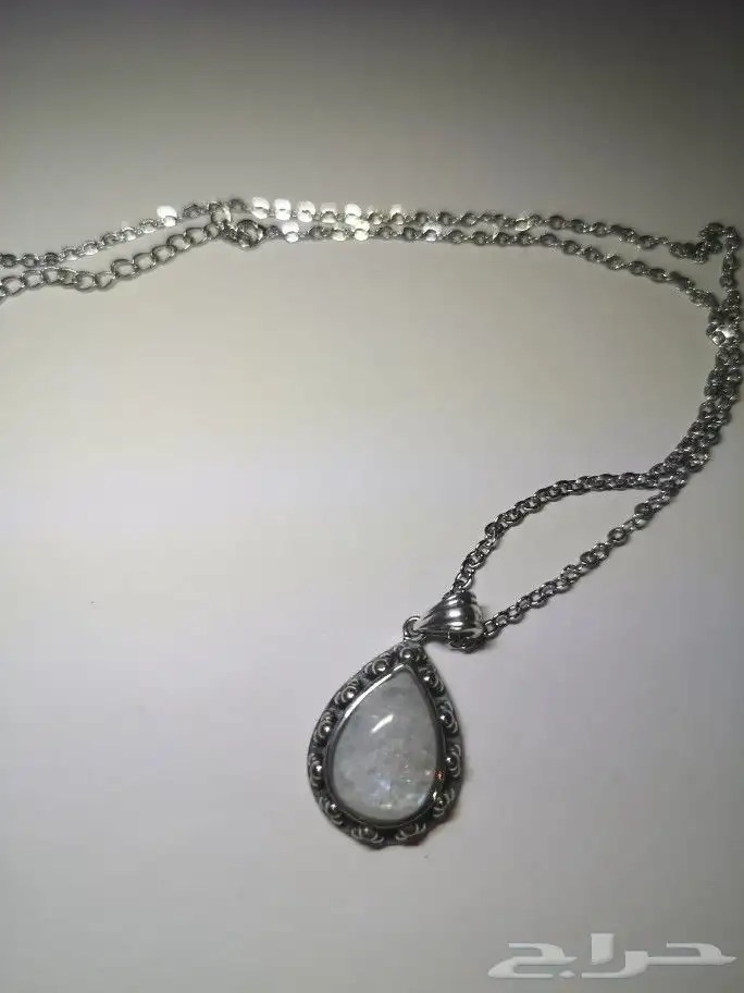 احجار متنوعة و خواتم و قلادات 7