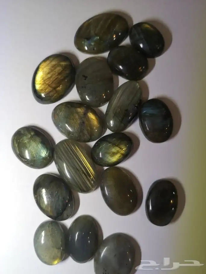 احجار متنوعة و خواتم و قلادات 9