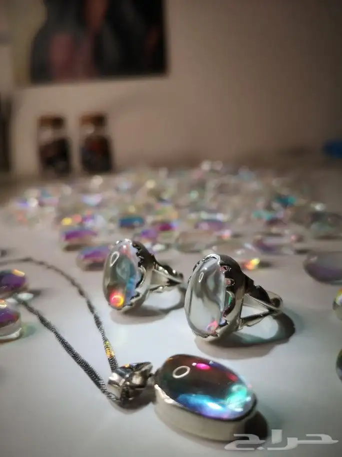 احجار متنوعة و خواتم و قلادات 3