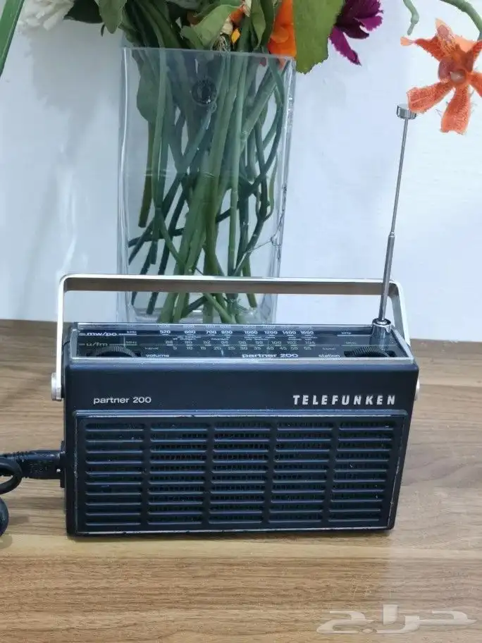 راديو الماني Telefunken شغال وبحالة ممتازة. 0