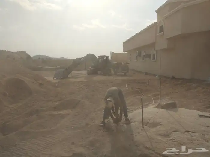 لايجار بوكلين وبناء جدارن الحجر وتفيتيت صخور 11