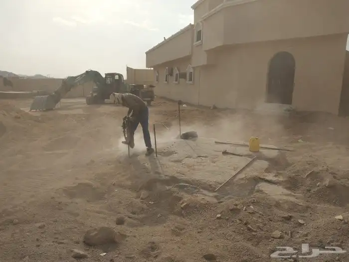 لايجار بوكلين وبناء جدارن الحجر وتفيتيت صخور 9