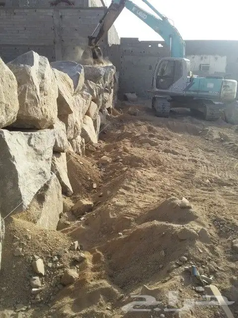 لايجار بوكلين وبناء جدارن الحجر وتفيتيت صخور 4