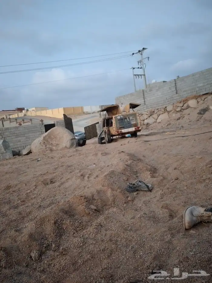 لايجار بوكلين وبناء جدارن الحجر وتفيتيت صخور 8